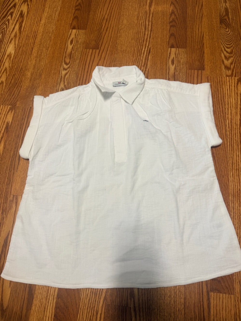 NWT vineyard vines white shirt